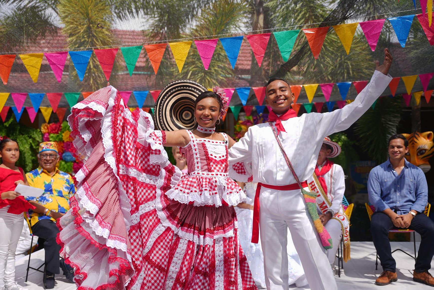 Entrega Decretos a Reyes del Carnaval de los Niños 2023 en homenaje a Montecristo y Barrio Abajo